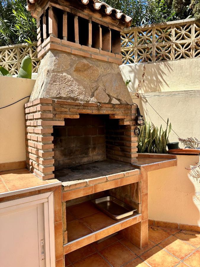 El Arenal Townhouse By The Beach With Swimming Pool - Eaw Homes Марбелья Экстерьер фото