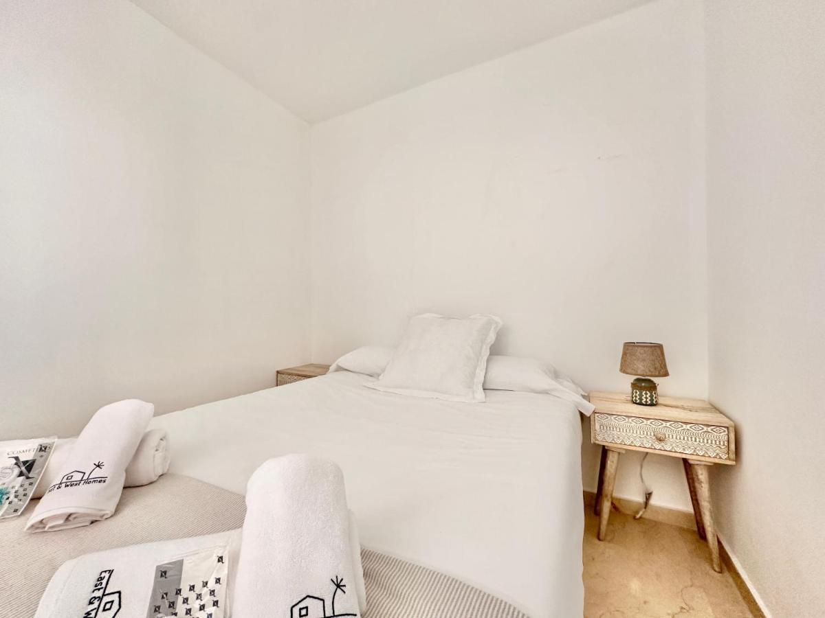 El Arenal Townhouse By The Beach With Swimming Pool - Eaw Homes Марбелья Экстерьер фото